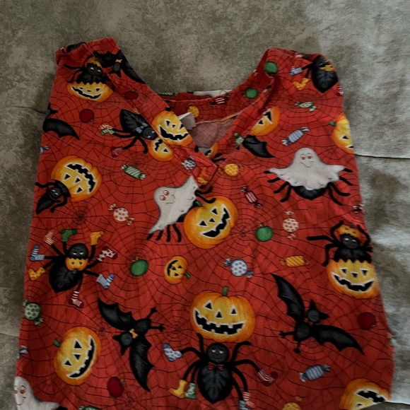 size 3X scrub tops by Sassy scrubs group of 3 for $50 - Picture 3 of 3